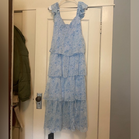 ASTR Midsummer Floral Tiered Maxi Dress Blue floral - Picture 4 of 7